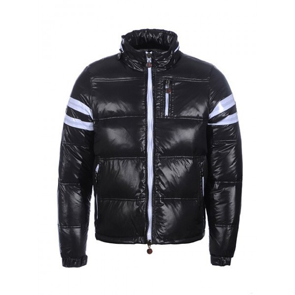 Moncler Simple nero Collare Mock Zipper breve riscaldamento Uomo Cappotti uscita